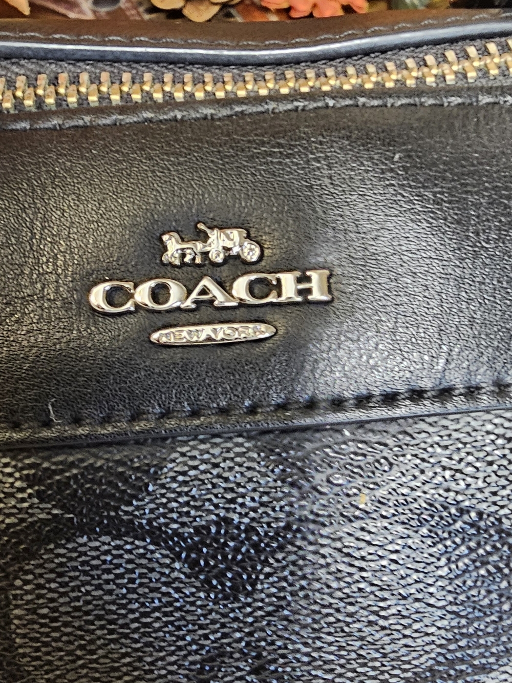 Coach Signature Mini Bennett Satchel - Picture 4 of 16